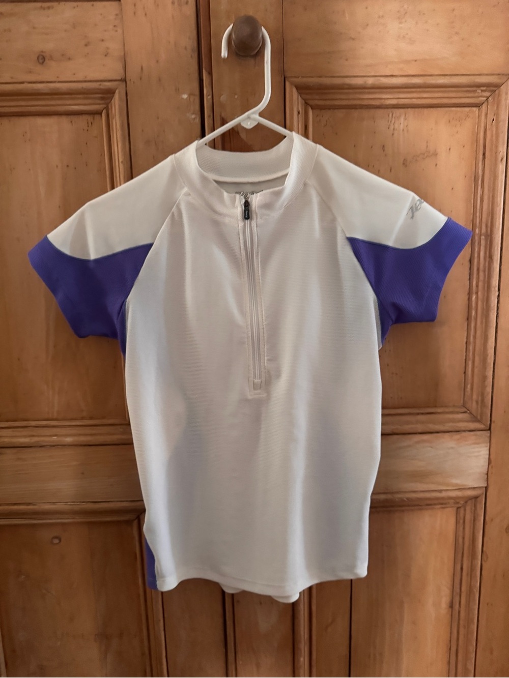 Zoot White and Purple Cycling / Triathlon Shirt - never worn